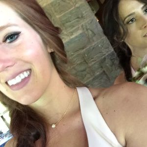 Meet your Posher, Alanna